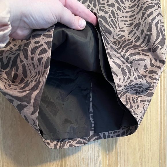 Knee high Banana Republic Jungle Print Skirt - Picture 4 of 7